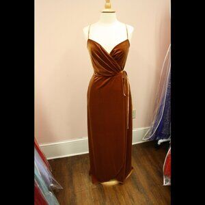 NWT After Six Style 1539 Gold Velvet Long Wrap Bridesmaid Dress. Size Medium